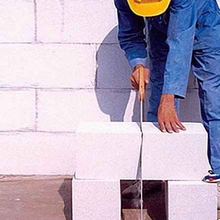 G.Cutting blocks using handsaw